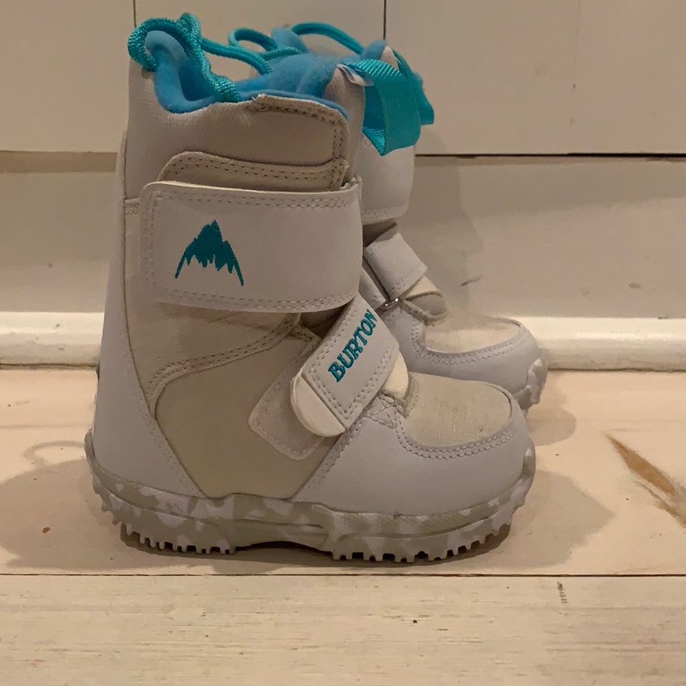 Burton toddler snowboard boots